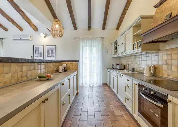 Villa Angelica Jakici